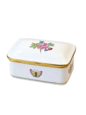 Herend Indian Basket 781/1B Hand-Painted Porcelain Floral Trinket Box